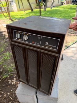 Vintage White-Westinghouse 33 Pint Dehumidifier Frost Control