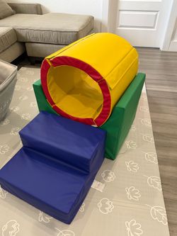 Tunnel/Ramps Foam Climber