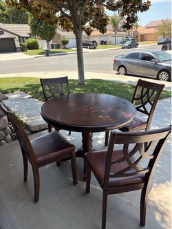 Round Wood Dining Table with 4 Chairs