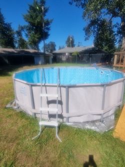 Pool $200 OBO