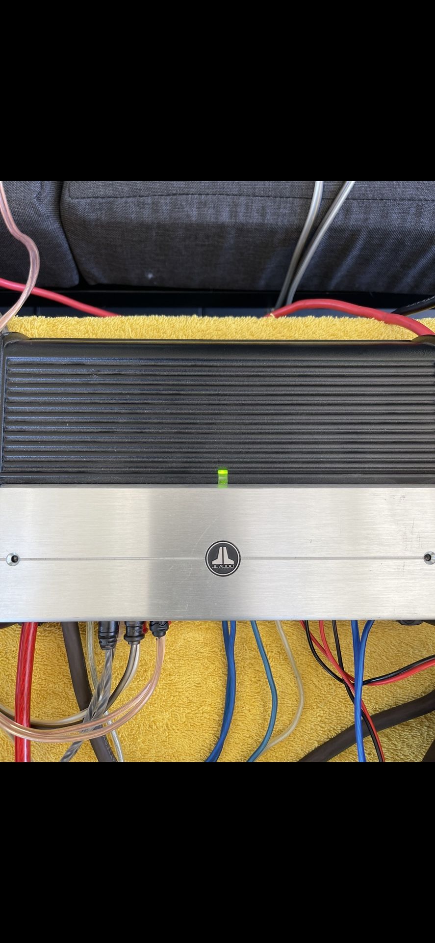 JL Audio 600/6v2 6 Channel Amplifier