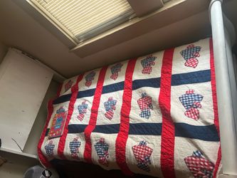 Twin bed