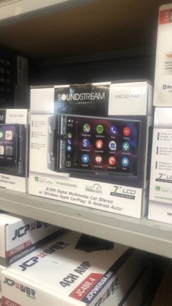 Soundstream 7 inch Apple CarPlay and Android auto stereo