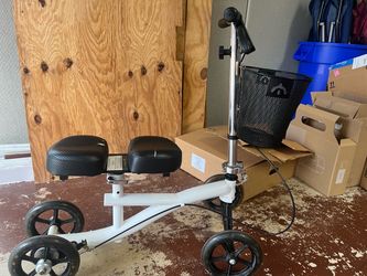 Knee Scooter with Basket