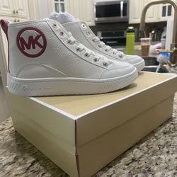 Michael Kors high top tennis 