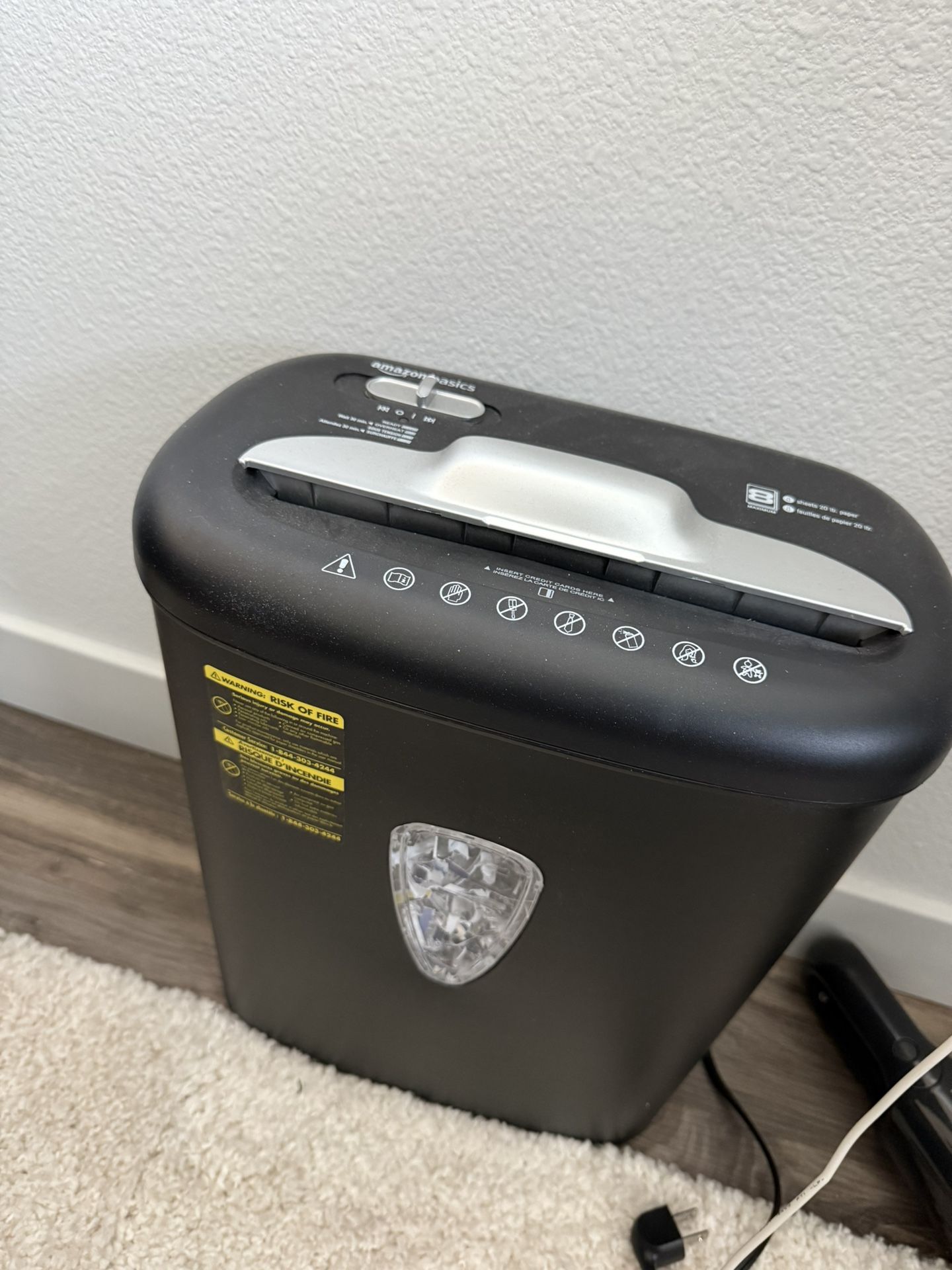 Amazon Basics Shredder