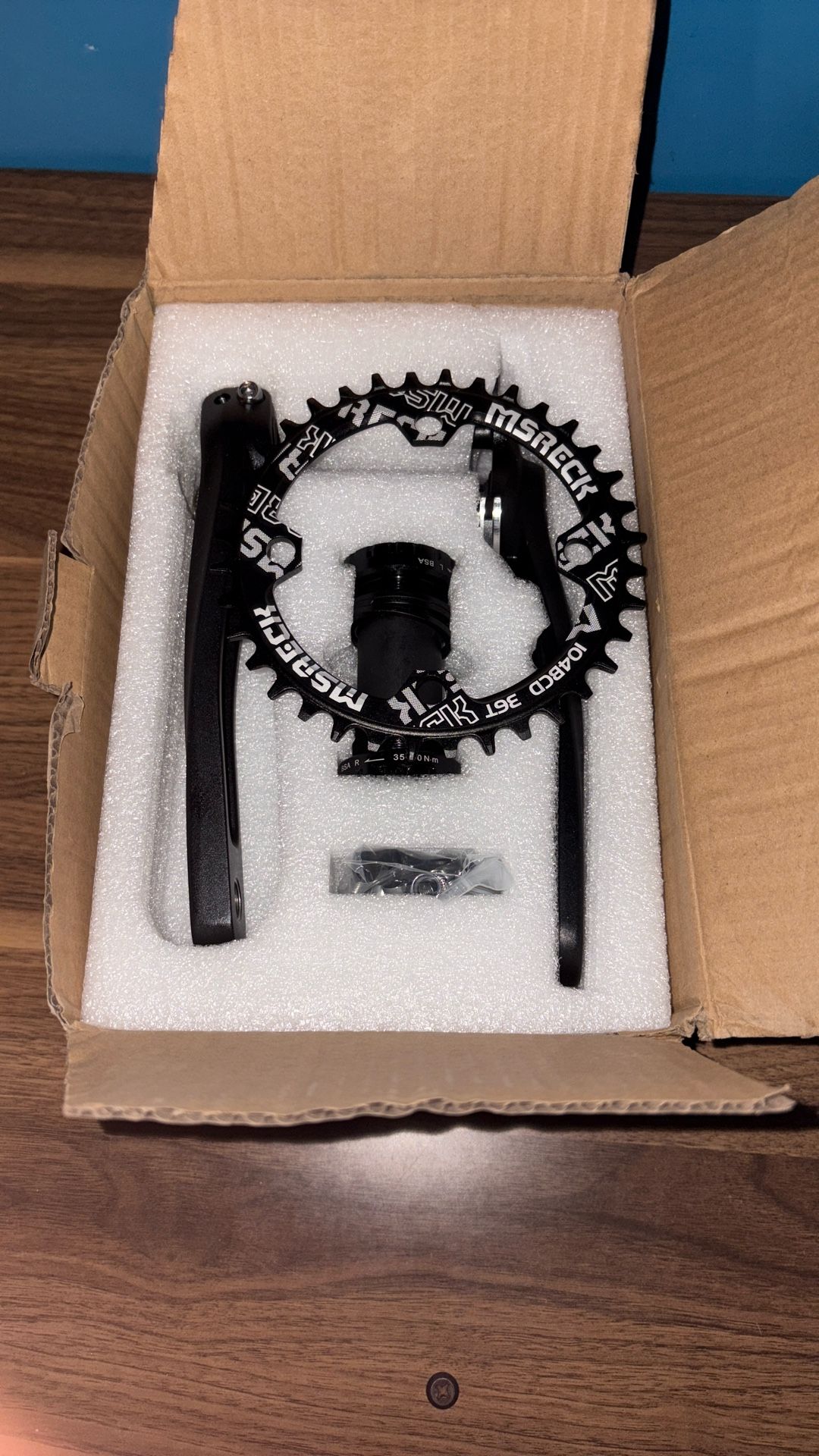 Bike Crank Arm Set 170mm 104 BCD with Bottom Bracket Kit and Round Chainring Bolts for MTB BMX Road Bicycle (Round)