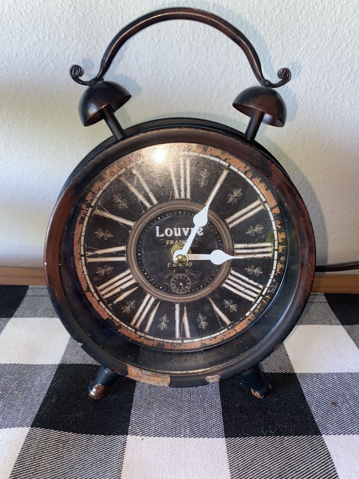 Decorative Clock Does Not Work