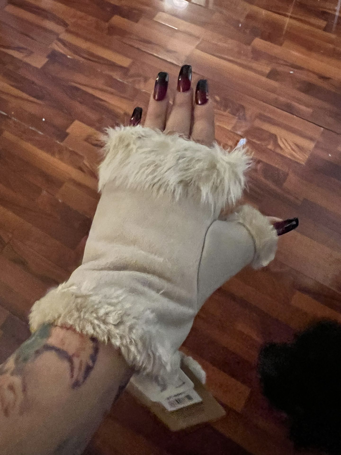 Women’s Fingerless Gloves With Fur