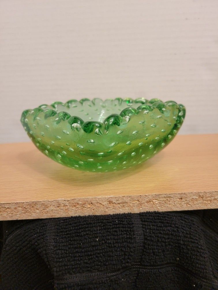 Vintage Murano Glass Green Bullicante Scalloped Candy Trinket Dish Bowl