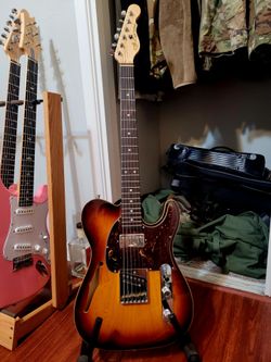 G&L ASAT Classic Bluesboy. Made in Fullerton, CA, USA. Thinline Telecaster Style.