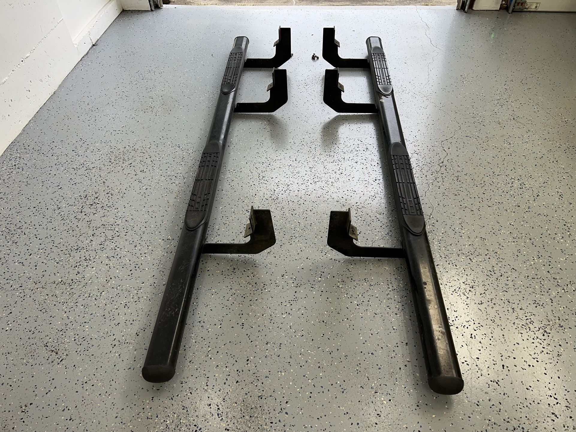 2004-2015 Nissan Titan Crew Cab Running Boards