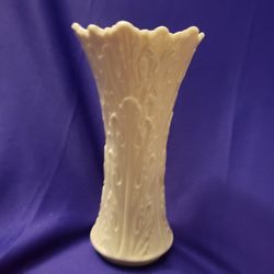 Lenox Woodland Acanthus Leaf Vase