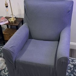 Nursery Rocking Chair – Very Comfortable