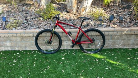 Diamondback Response Med MTB