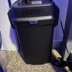 Fish tank with FLUVAL Pump