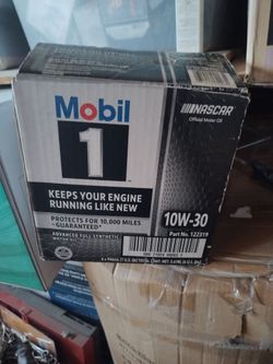 Mobil 1 oil 10W 30