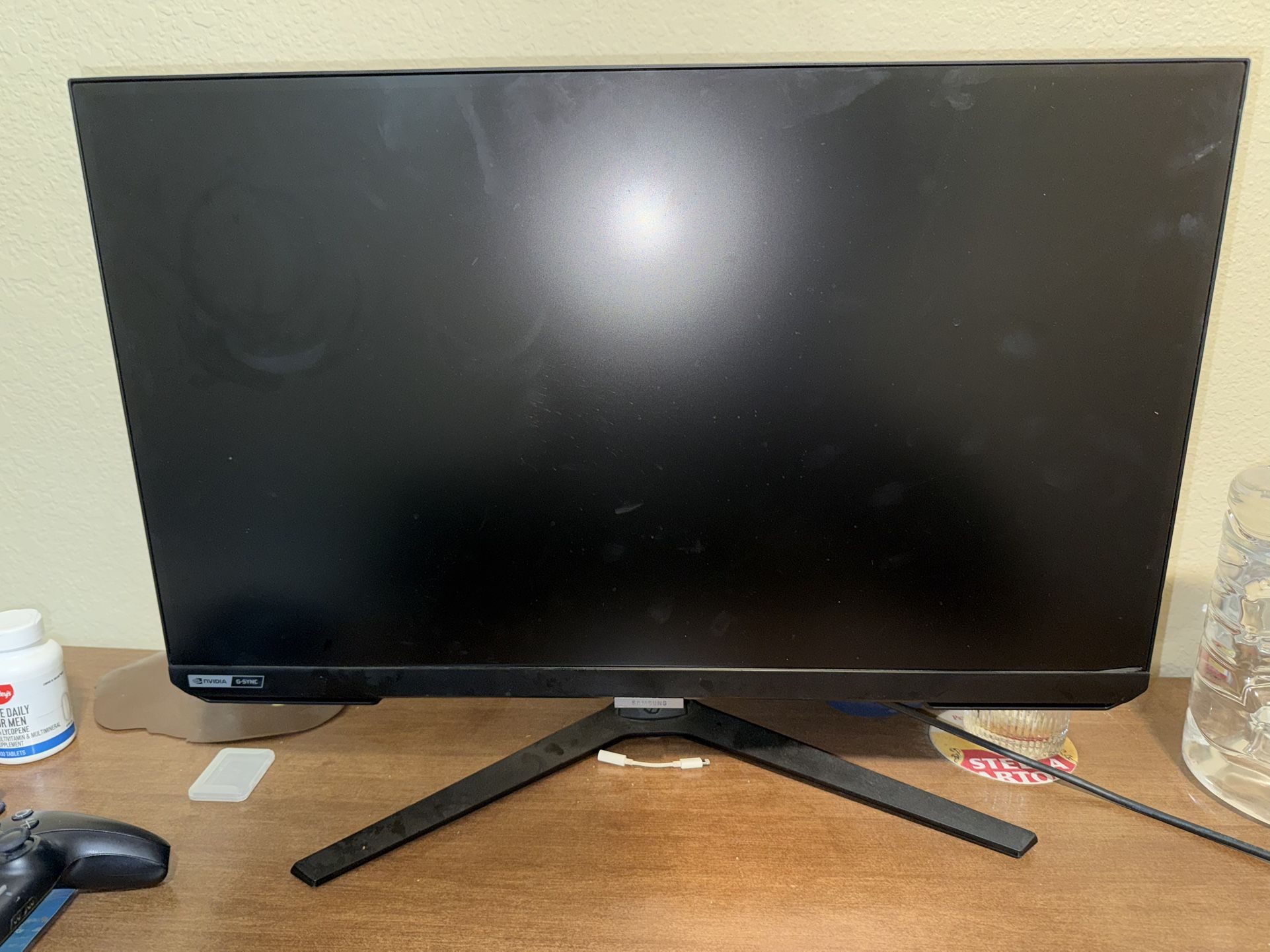 Samsung - 27” Odyssey FHD IPS 240Hz G-Sync Gaming Monitor - Black