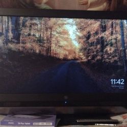 32"Flat TV Westinghouse $60