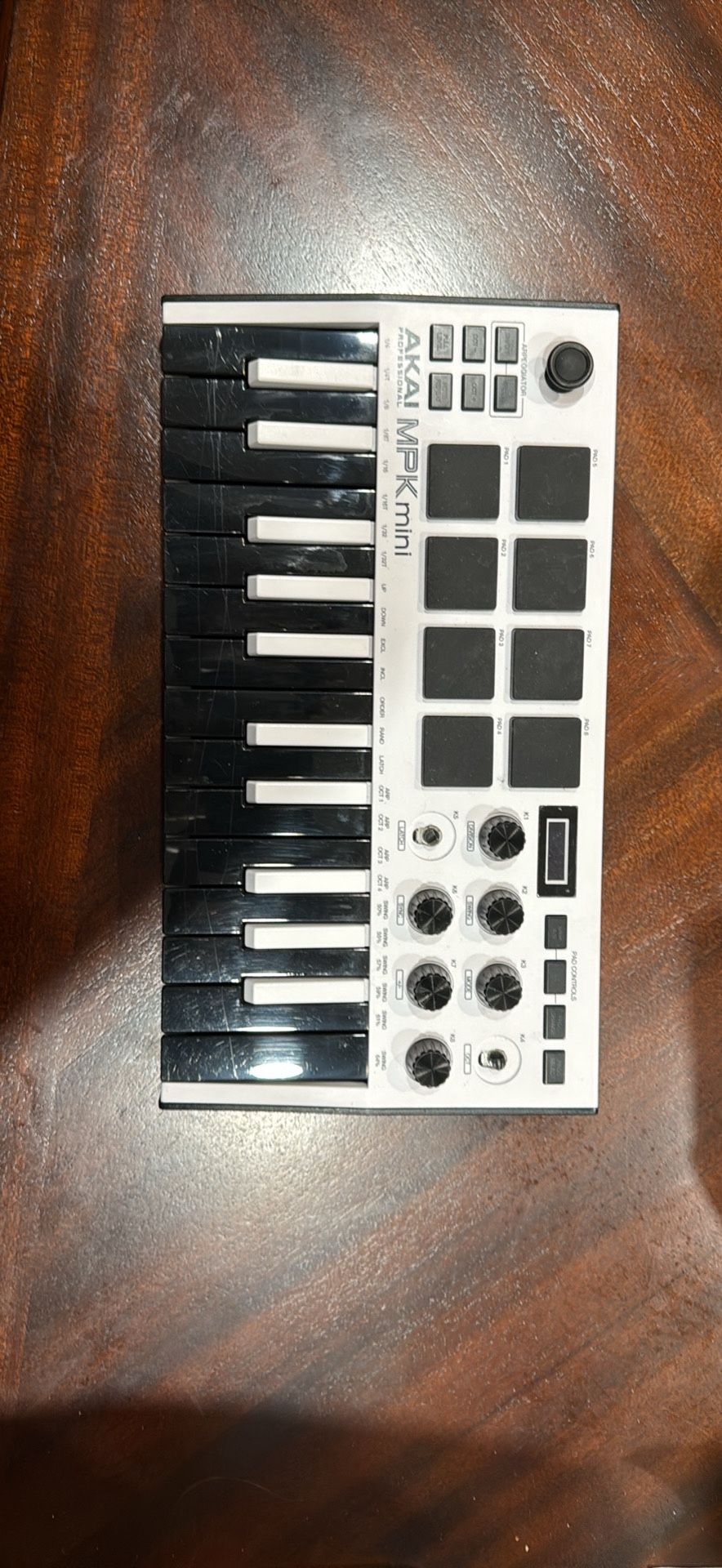 Akai midi Keyboard