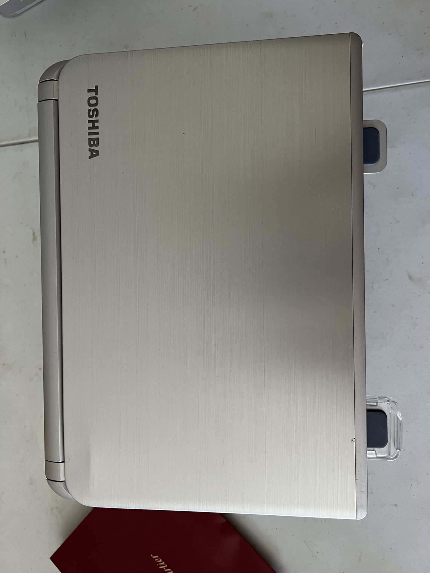 Toshiba Laptop Selling For Parts 