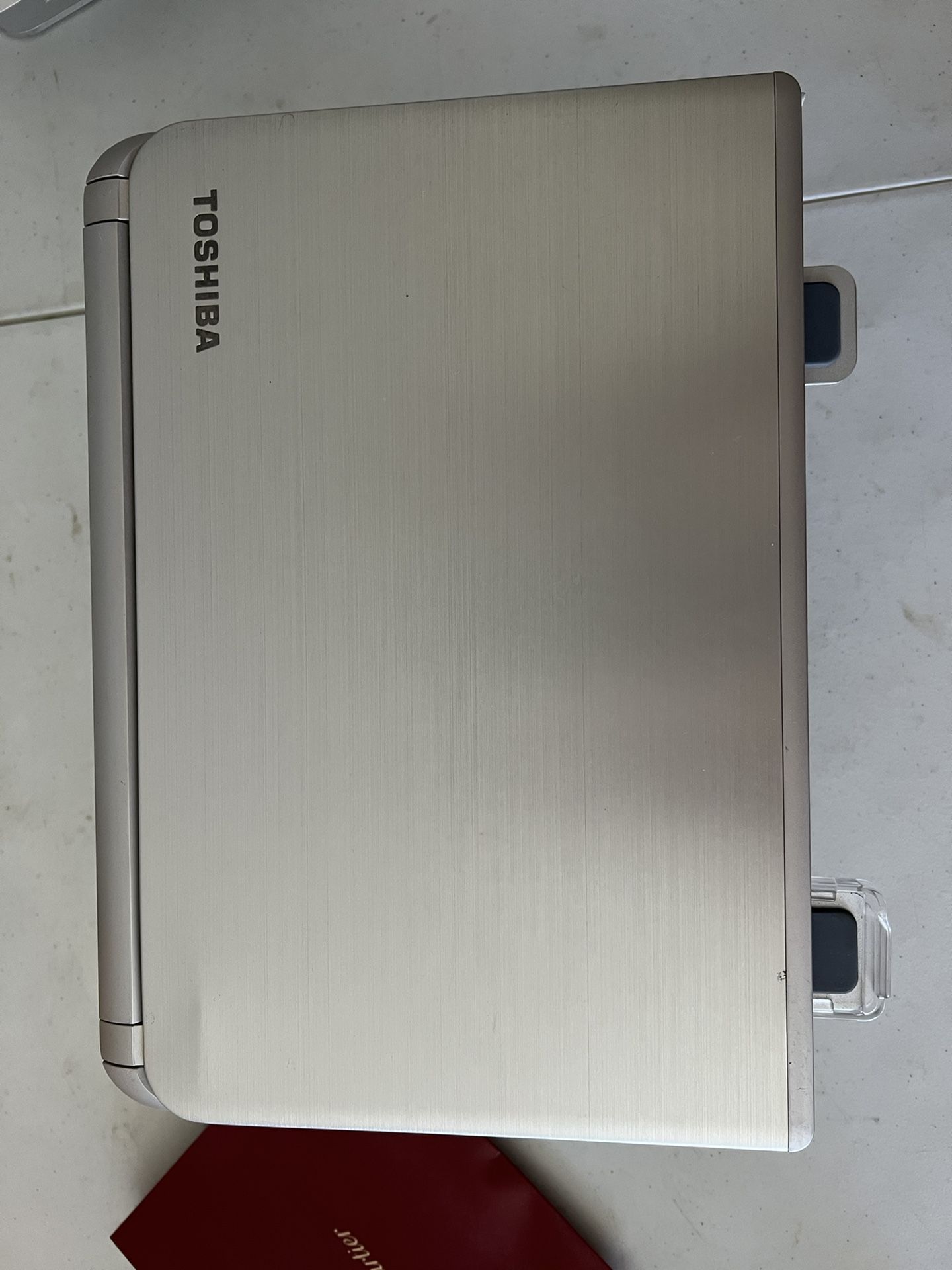 Toshiba Laptop Selling For Parts