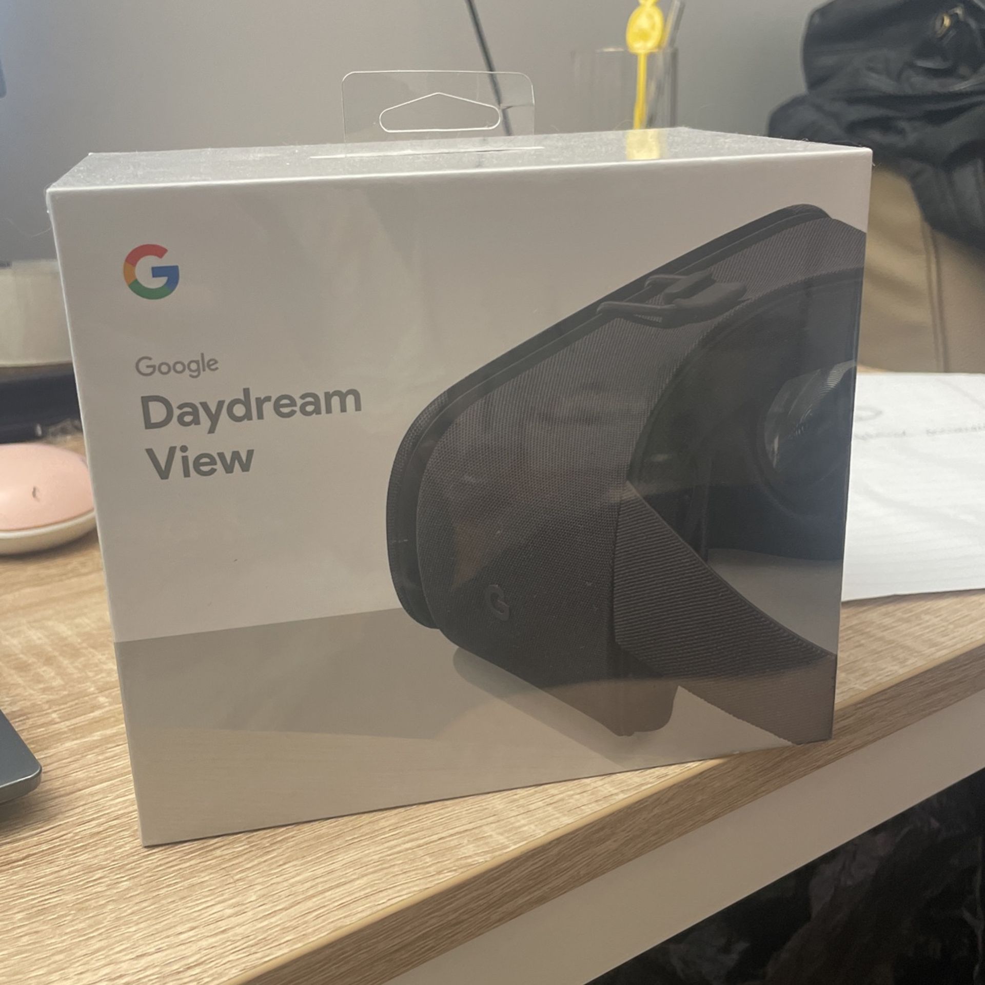 Brand New Google Daydream View