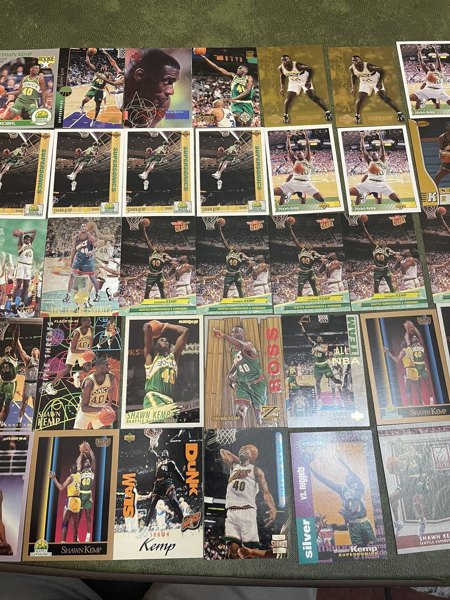 Lot Of 35 Shawn Kemp Basketball Cards Including Rookies