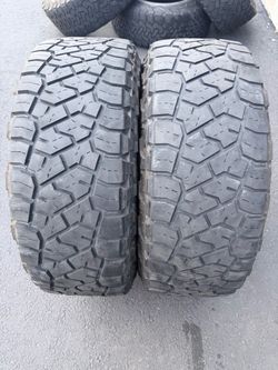 (2) LT285/70R17 Toyo Tires Open Country R/T