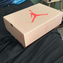 Deadstock Travis Scott x Air Jordan 6 ‘Khaki’ – Men’s 6.5