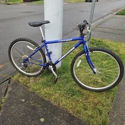 Bike Mongoose Threshold 26", Speed 21,Very Good Condition