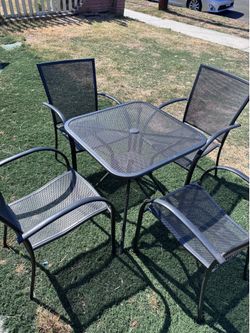 Patio set