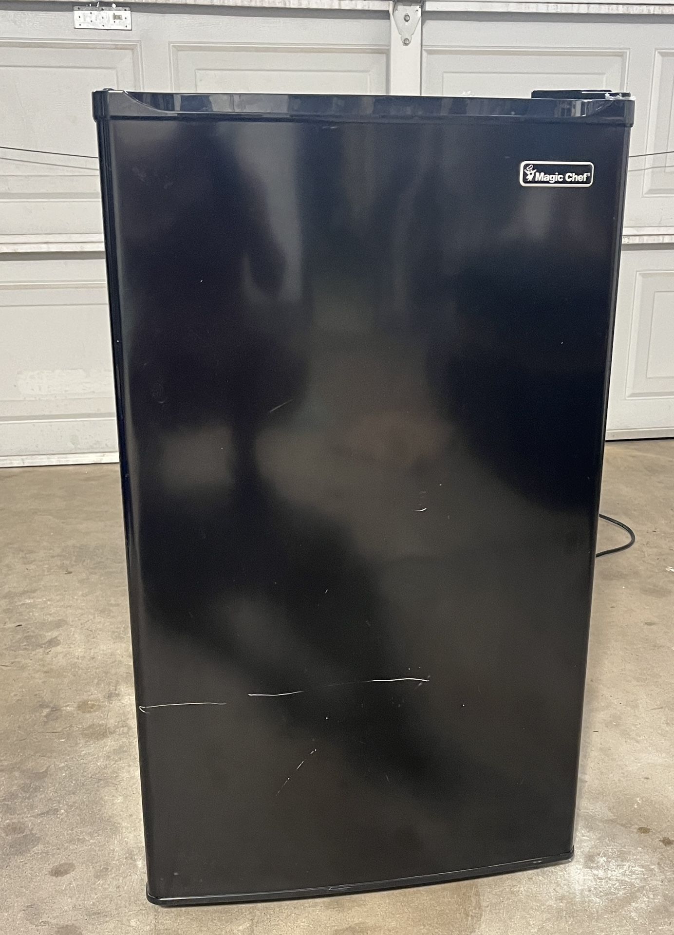 Magic chef Mini Fridge 3.5cu Ft