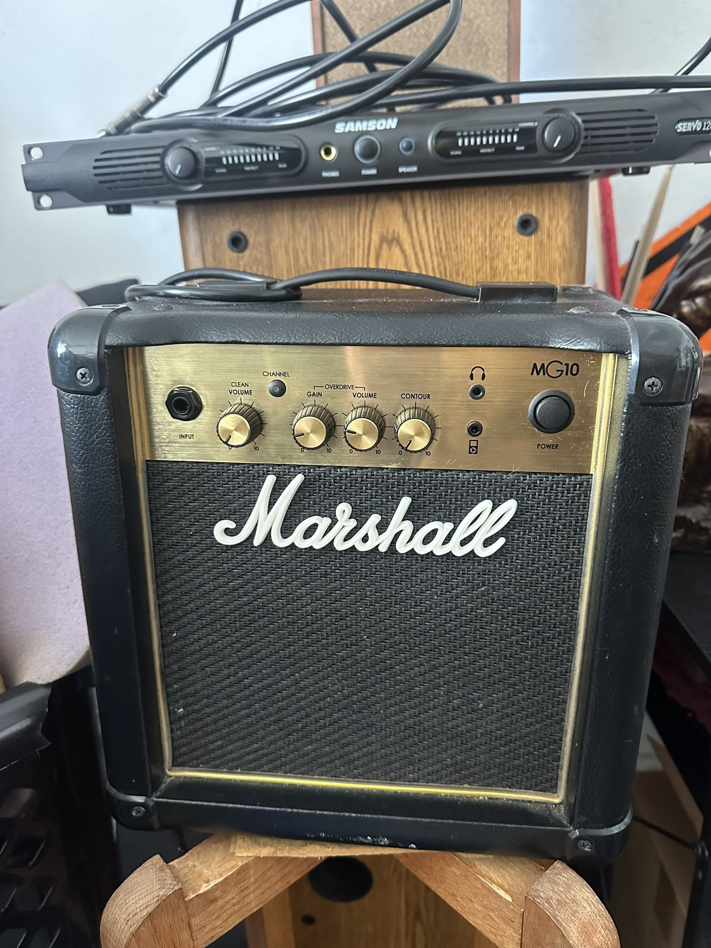 Marshall Mg10 Guitar Amp