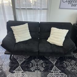 Black Futon