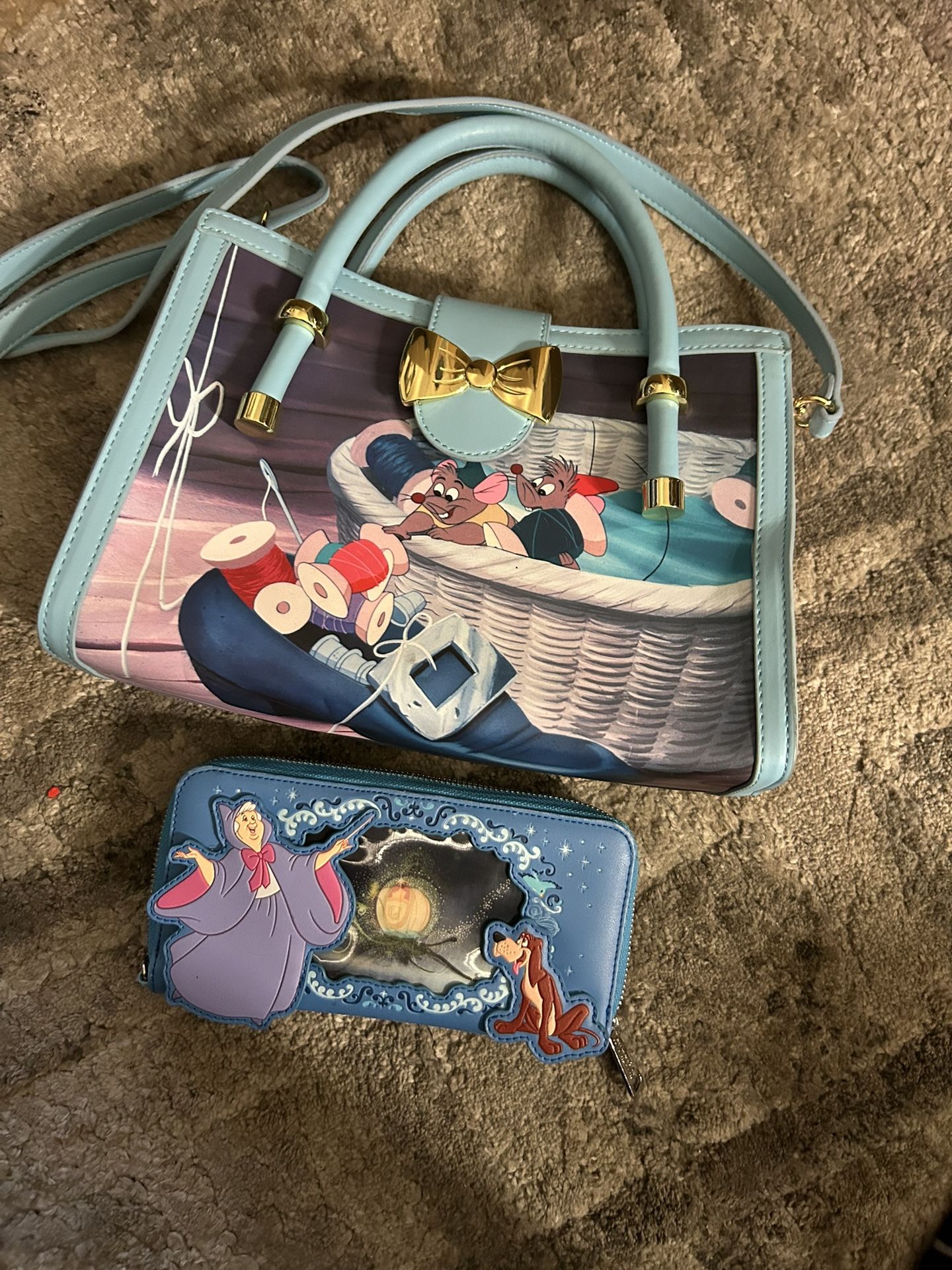 Purse and Wristlet Wallet 