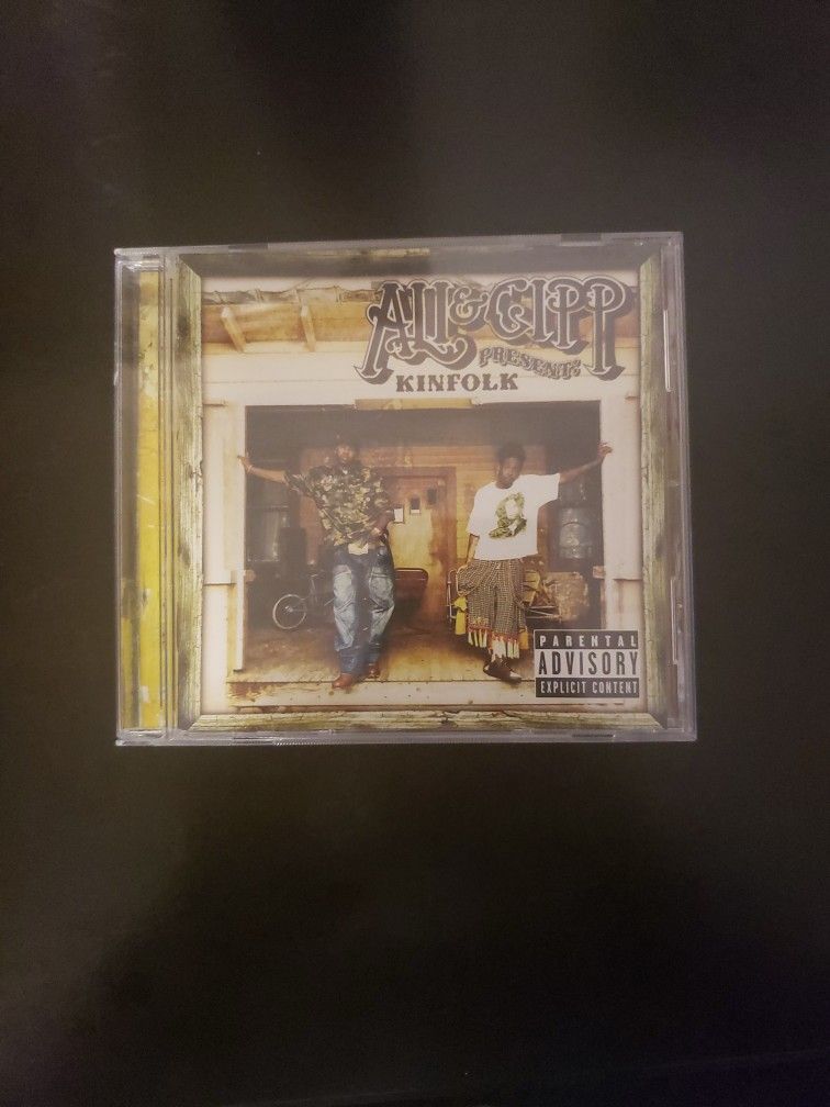 Ali & Gipp- Kinfolk