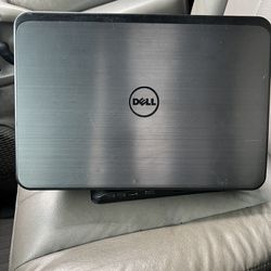 Dell Laptop  Everything Works Perfect