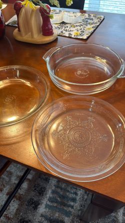 Pie plates Fire King -Anchor Hocking -Pyrex