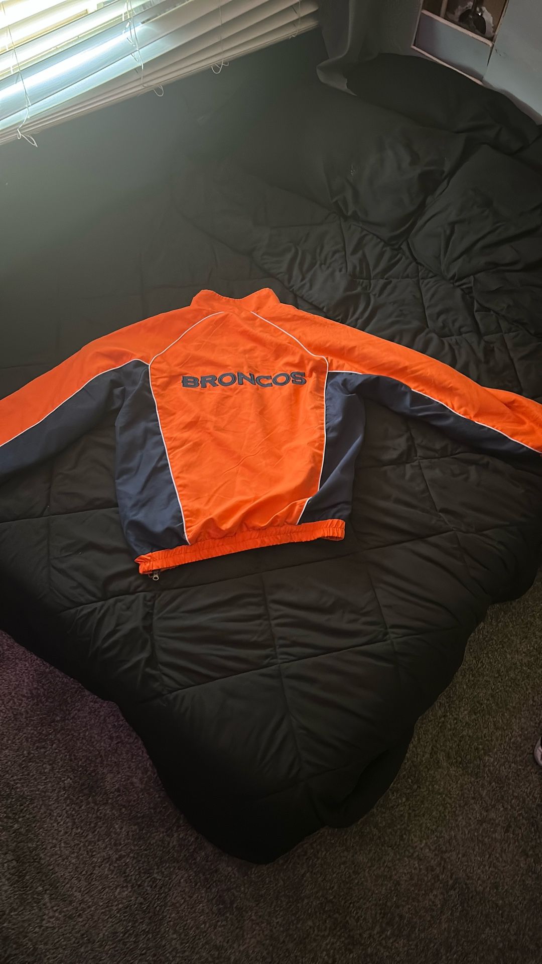 Broncos Sweater Quarterzip