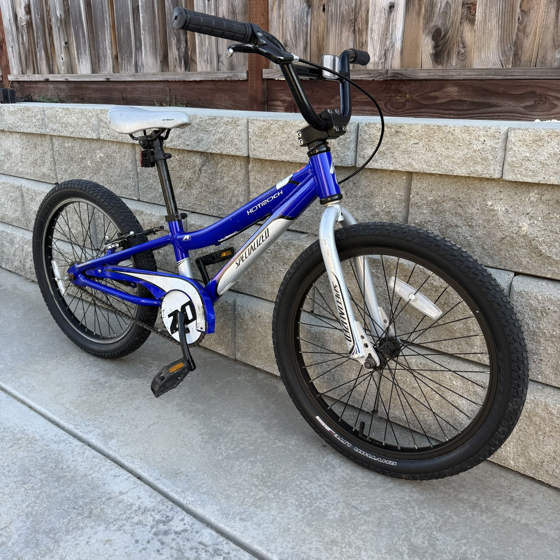 20" Specialized Hotrock BMX Bike Blue White Black Boys
