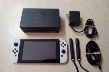 Nintendo Switch ( no trades )