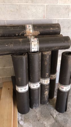 Roofing Paper#30 $10 each/cada uno