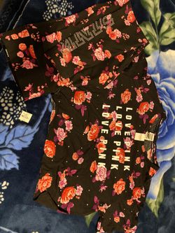 Pink Outfit (shirt and legging) . Size L
