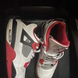Used Jordan 4s