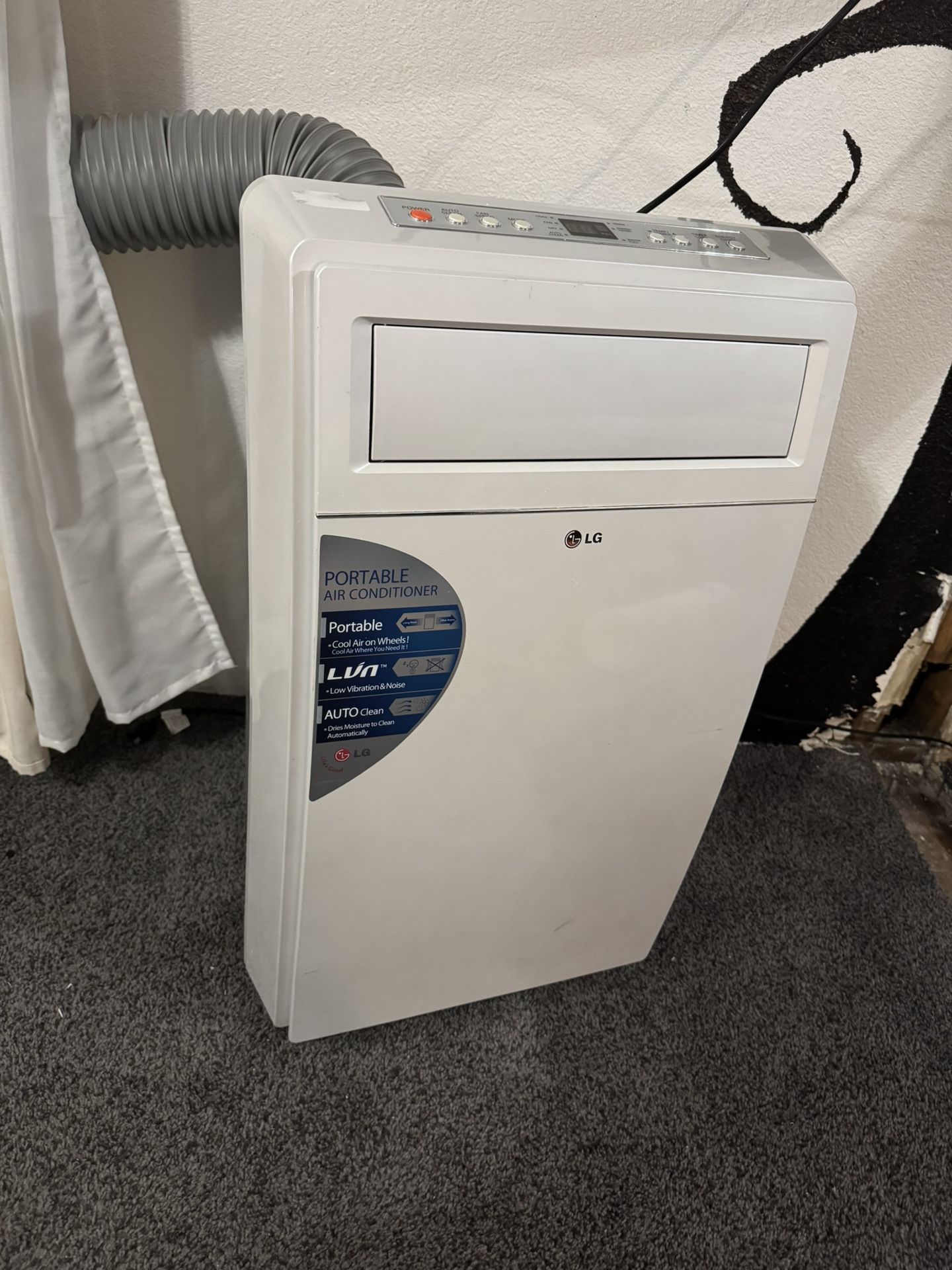 LG 12,000 BTUs Portable Air Conditioner LP1200DXRY8 – Remote & Hose Included