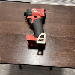 Milwaukee M18 FUEL 1/4" Hex Impact Driver 
