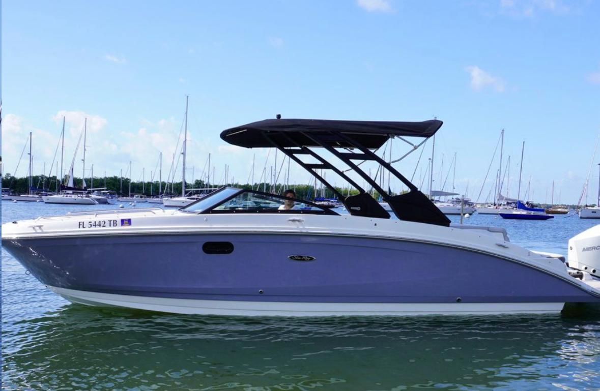 2022 Sea Ray Spx270