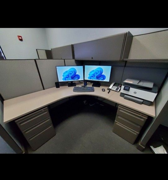 Office Cubicle / Cubbies Desks for Sale in Gilbert, AZ - OfferUp