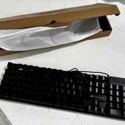 STGAUBRON Gaming Keyboard 
